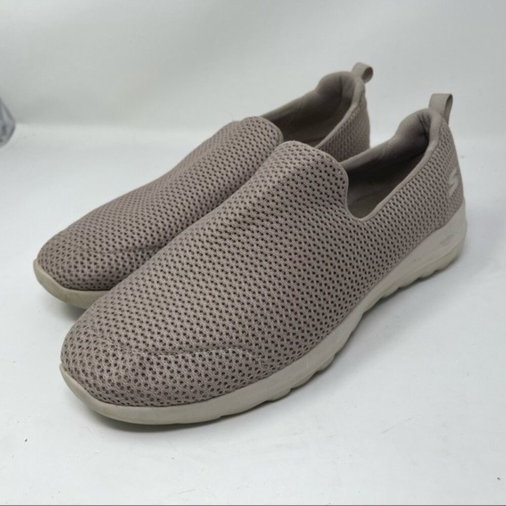 Skechers Womens GOwalk Joy Taupe Mesh Cushioned Slip On Sneaker 15600 size 11